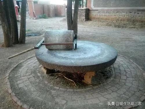 农村什么样子的古董有收藏价值,4件农村“老古董”价格飙升