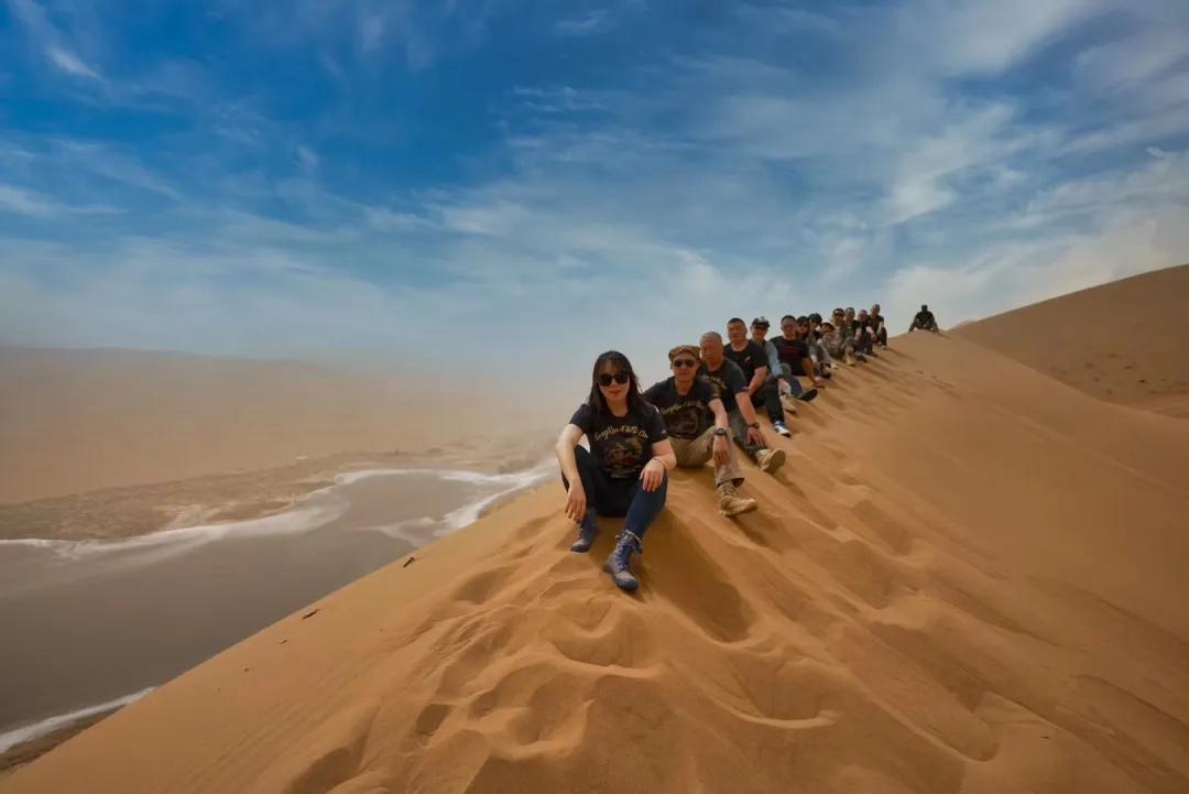 到巴丹吉林沙漠双色湖的路,去巴丹吉林沙漠玩要注意什么