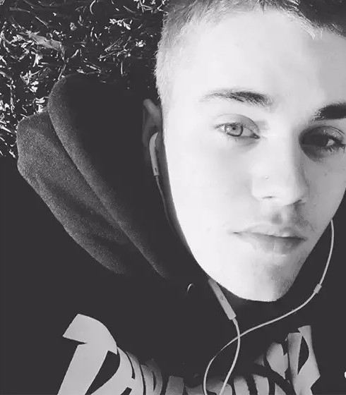 鲸潮丨年轻人不买潮牌，和咸鱼有什么区别？