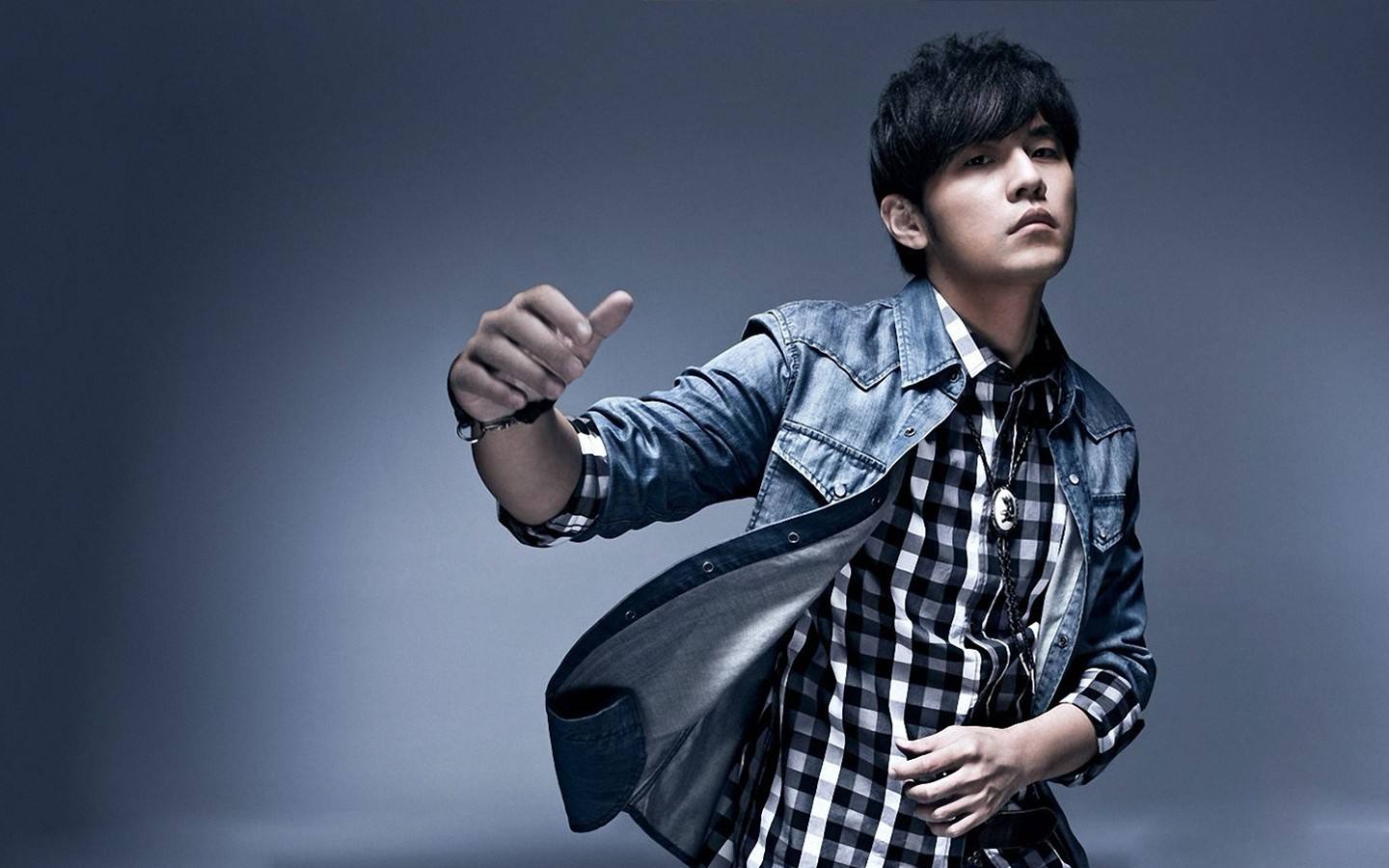 40岁的周杰伦还能重回巅峰吗,周杰伦说现在无法超越以前的他