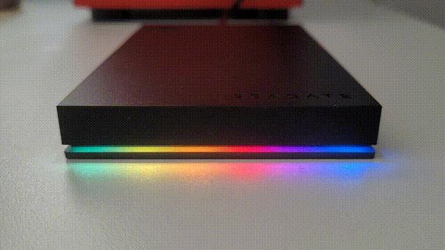 希捷新睿品2.5移动硬盘,希捷酷玩混合硬盘3.5都是翻新的吗