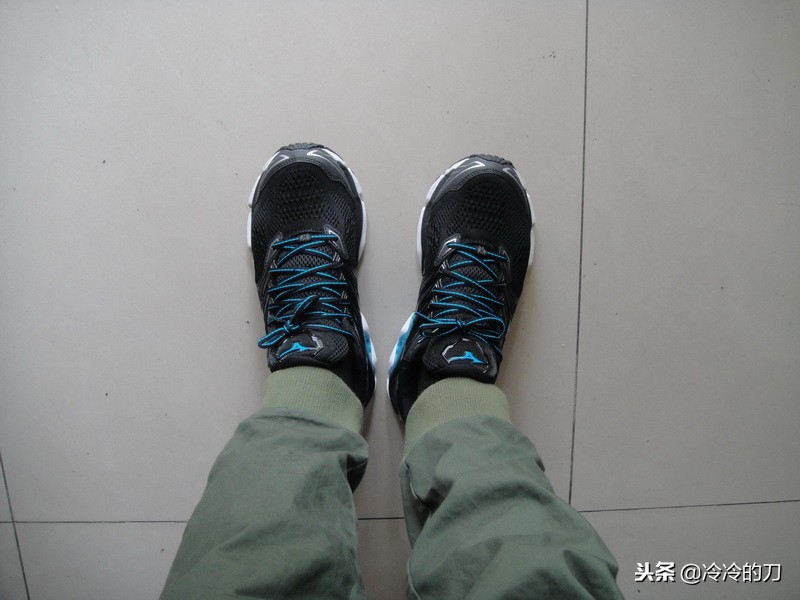 mizuno美津浓男女复古跑鞋,mizuno美津浓男士支撑缓震慢跑鞋