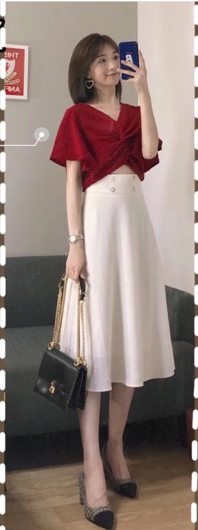 肩宽的女生看过来棒球服,肩宽要穿什么才能显肩小