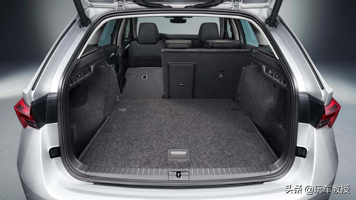 RS运动外观加持，轴距超2.7米！全新明锐能大卖？