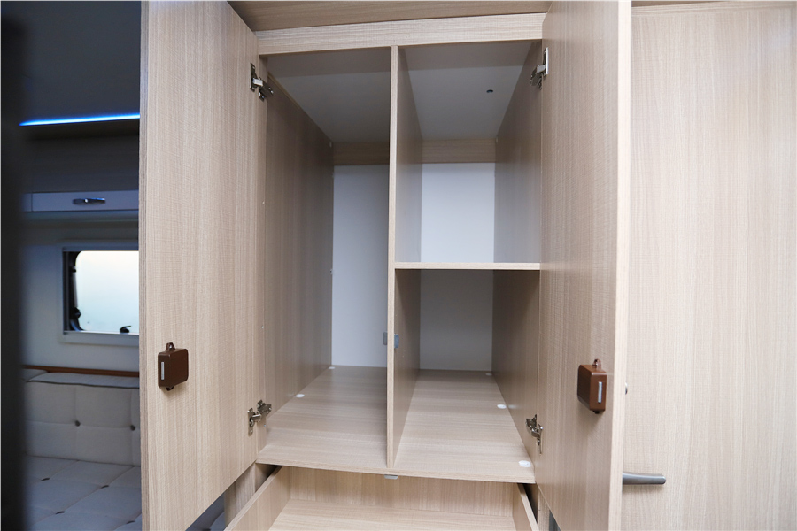 10万能买个什么样子的二手房车,10万左右能买房车吗