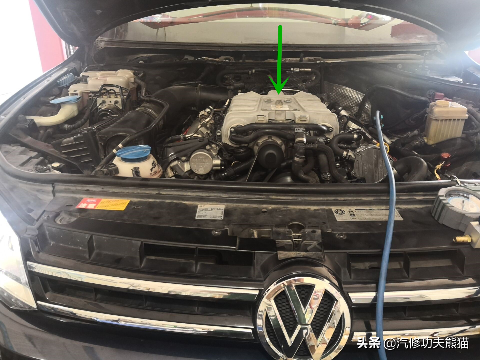 能拉动波音747的大众神车途锐烧机油治理，修完了又可以拉飞机了