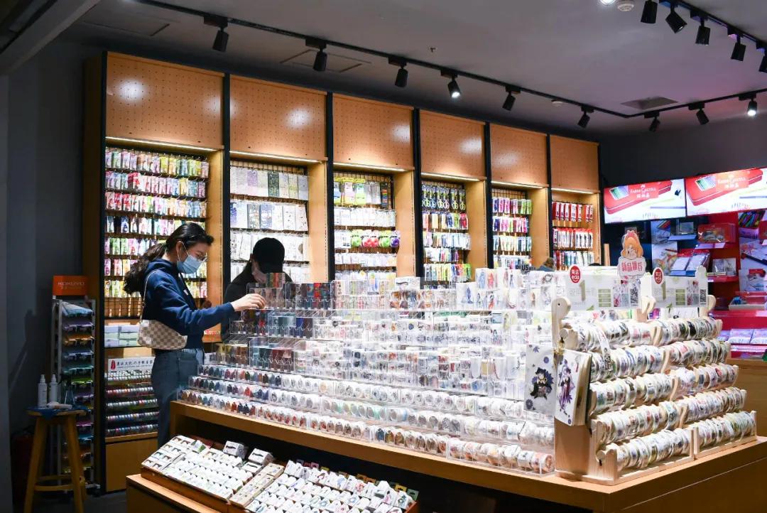 逛遍乌鲁木齐,逛遍全球便宜文具店