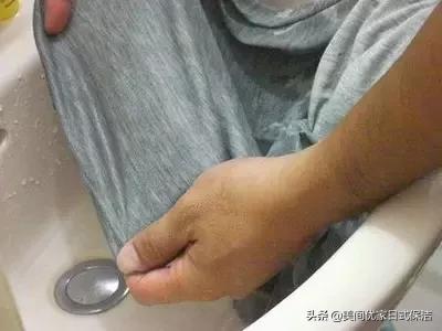 床品发霉如何清理,床品发黄怎么清洗