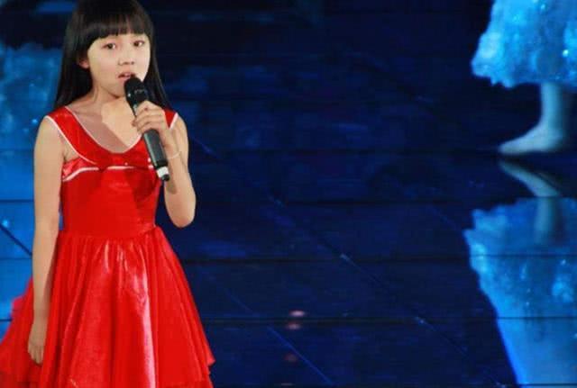 08年惊艳世界的林妙可，12岁与38岁演员拍亲密戏，现状却令