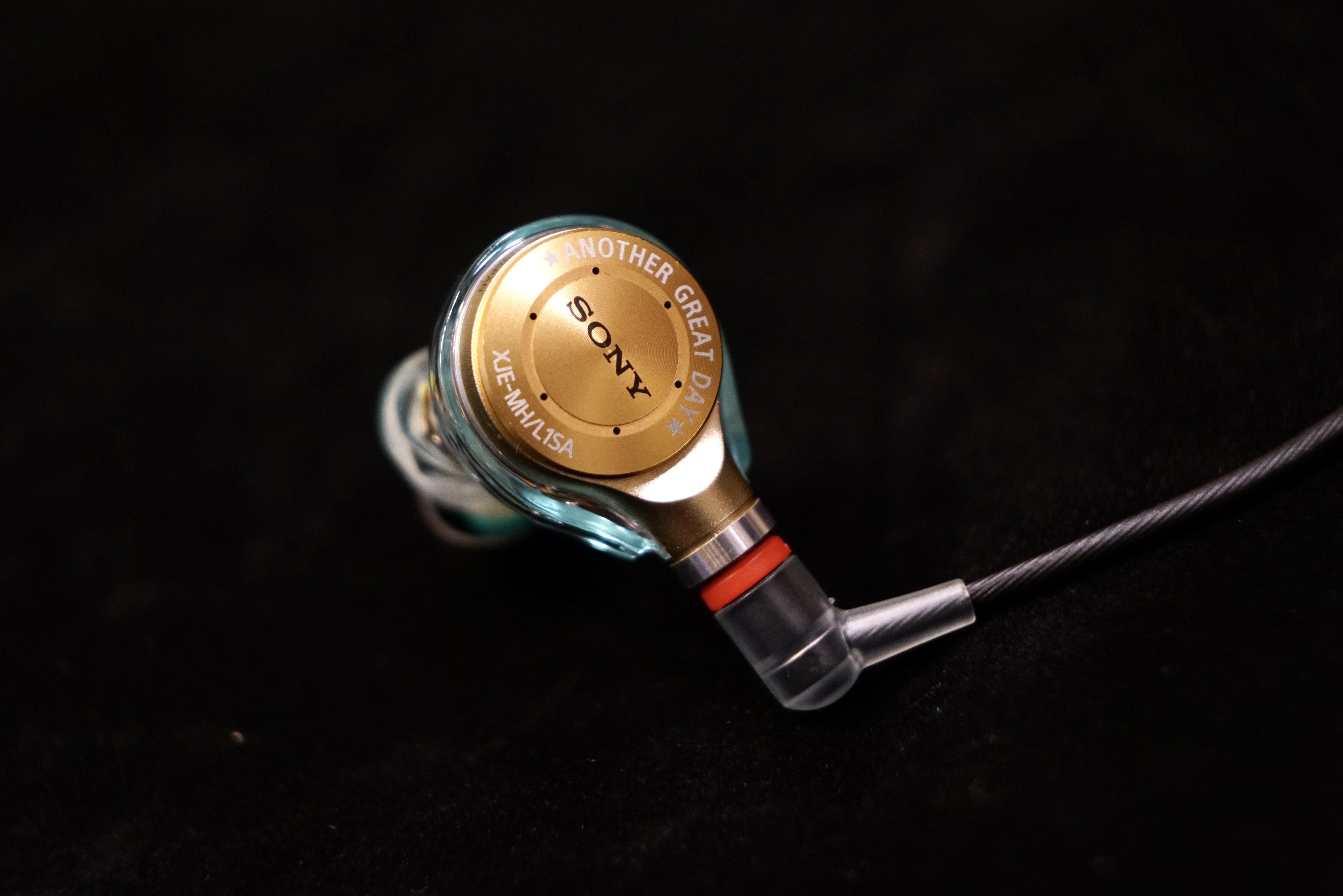 索尼二代justear专属你的耳机,acg的耳机推荐