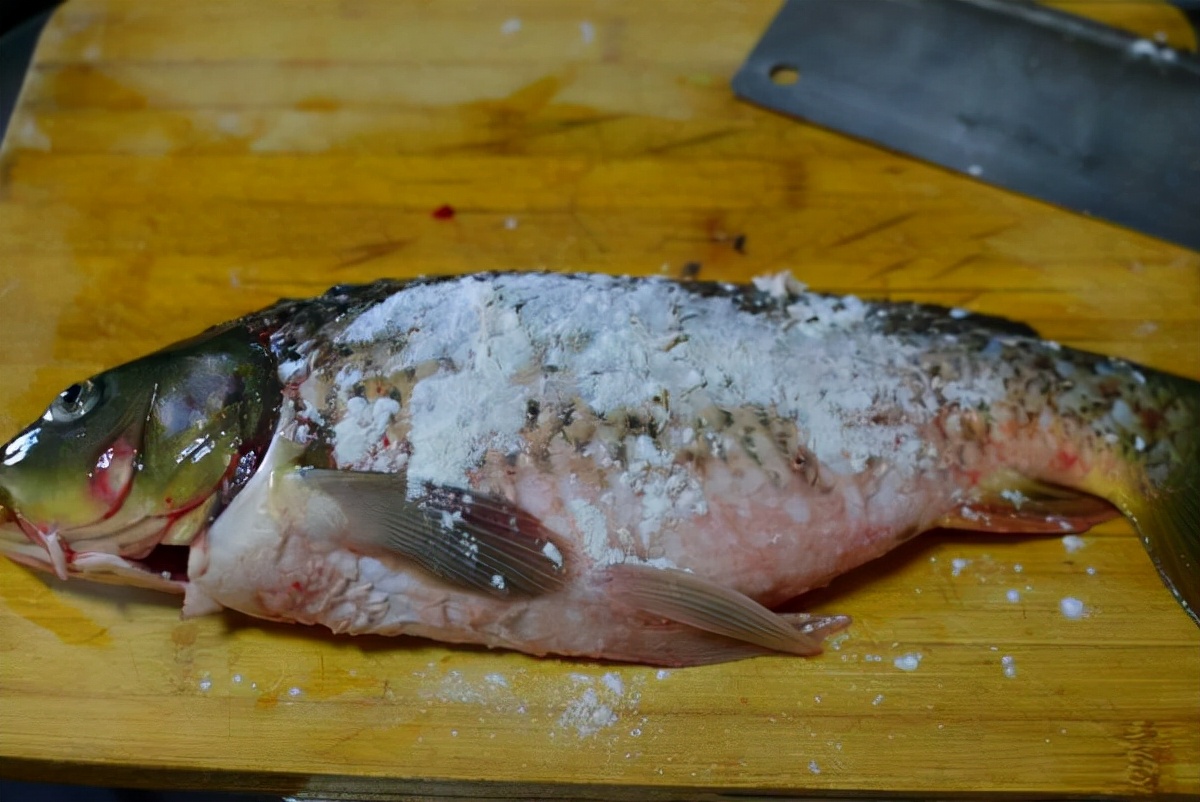 炖鱼肉怎么炖得又烂又香,炖鱼怎样才能让鱼肉入味