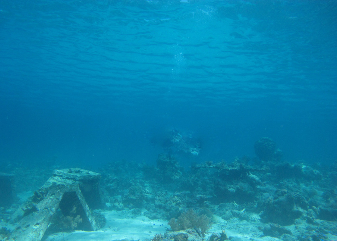 在太平洋掉下去会怎么样,花岗岩一摔就碎了吗