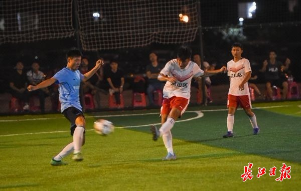 社区足球赛比赛视频,社区足球比赛简讯