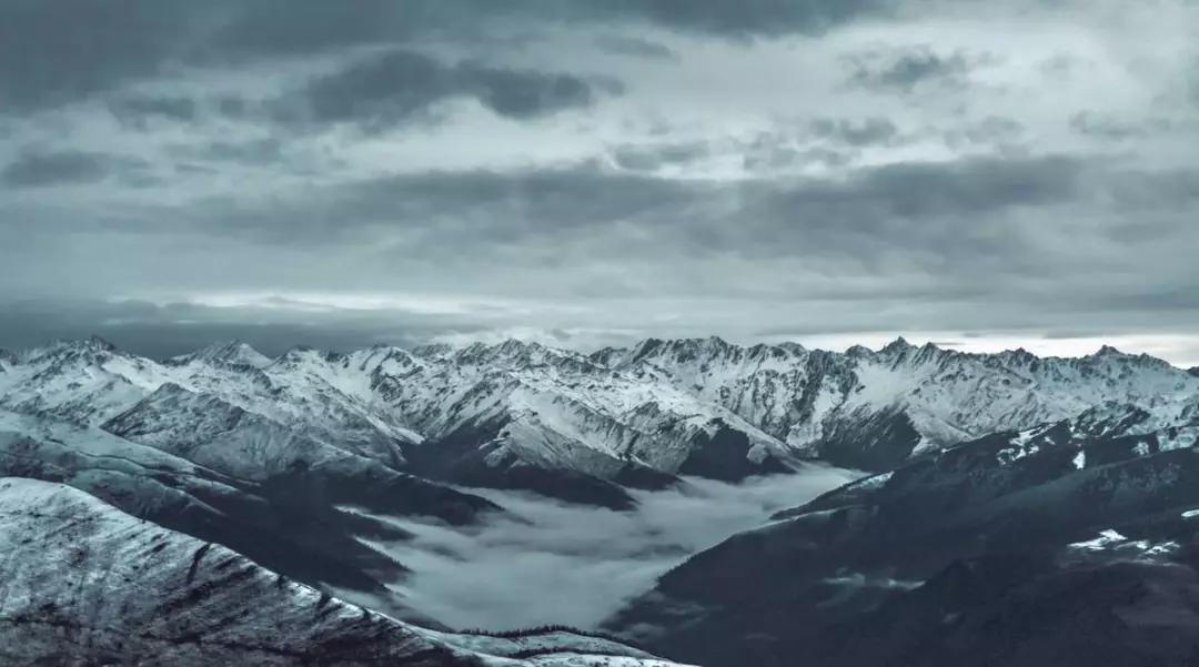 天上人间云海仙境,达瓦更扎云海旅游视频