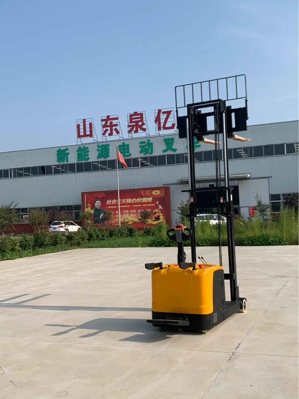 泉亿新能源电动叉车,山东泉亿机械集团