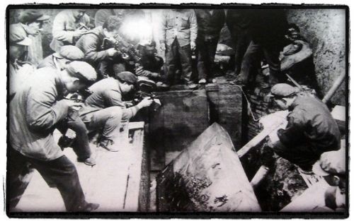 1971年长沙施工队民工，撞见“鬼火”，考古队挖出2千年不腐女尸