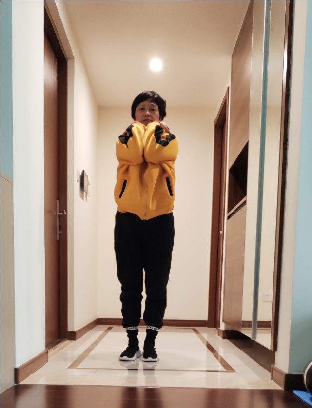 一个动作十天治肩周炎,查找治肩周炎的妙招