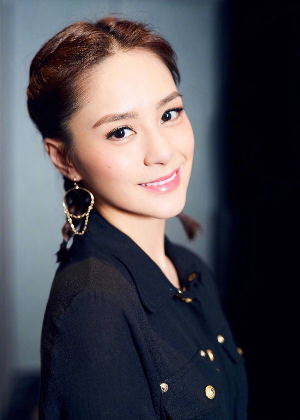 阿娇赖弘国承认已分居！婚变原因或与这3点有关，金星曾爆神预言