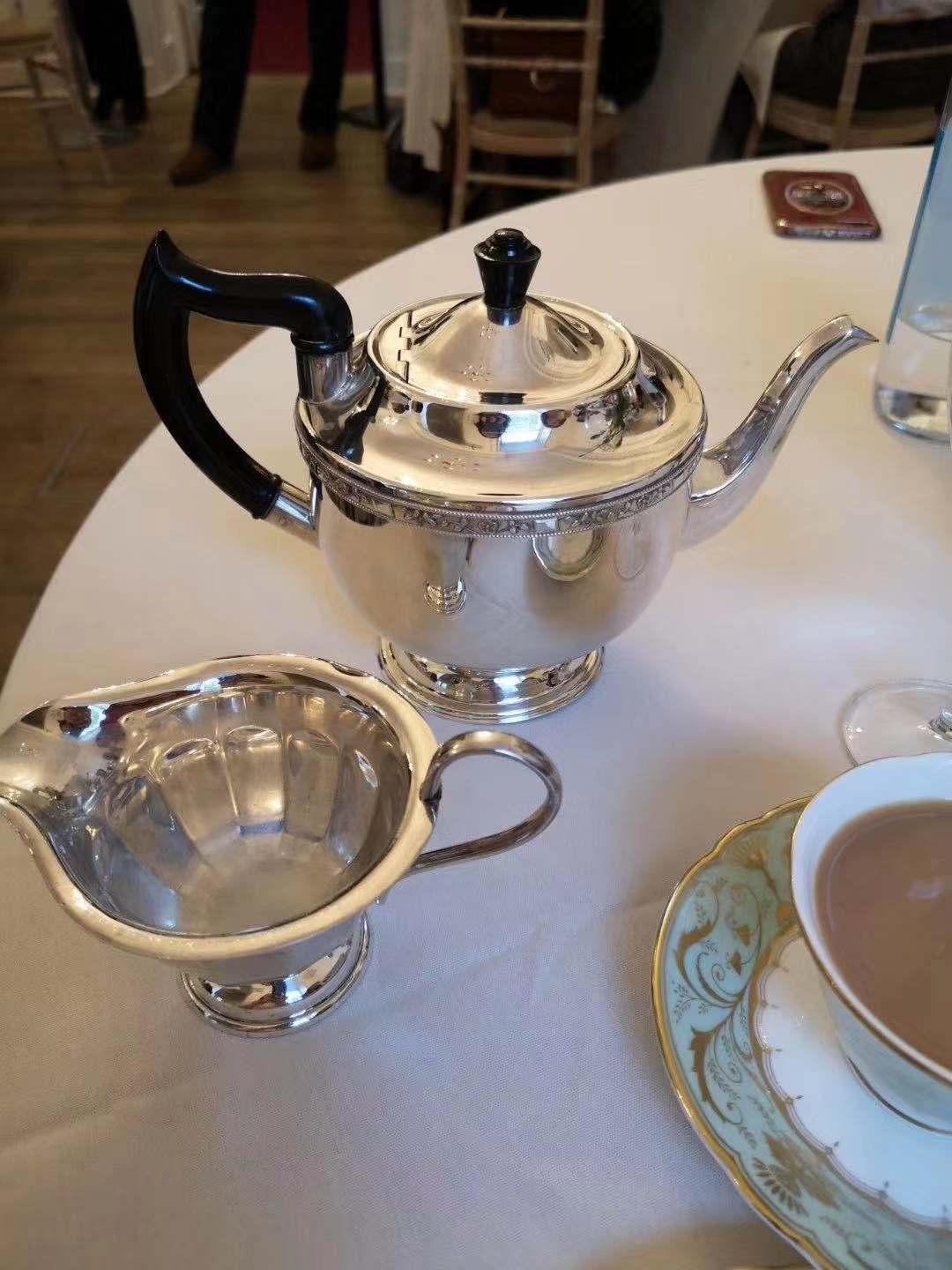 贵族风范看英式下午茶的优雅,英式下午茶礼仪方案