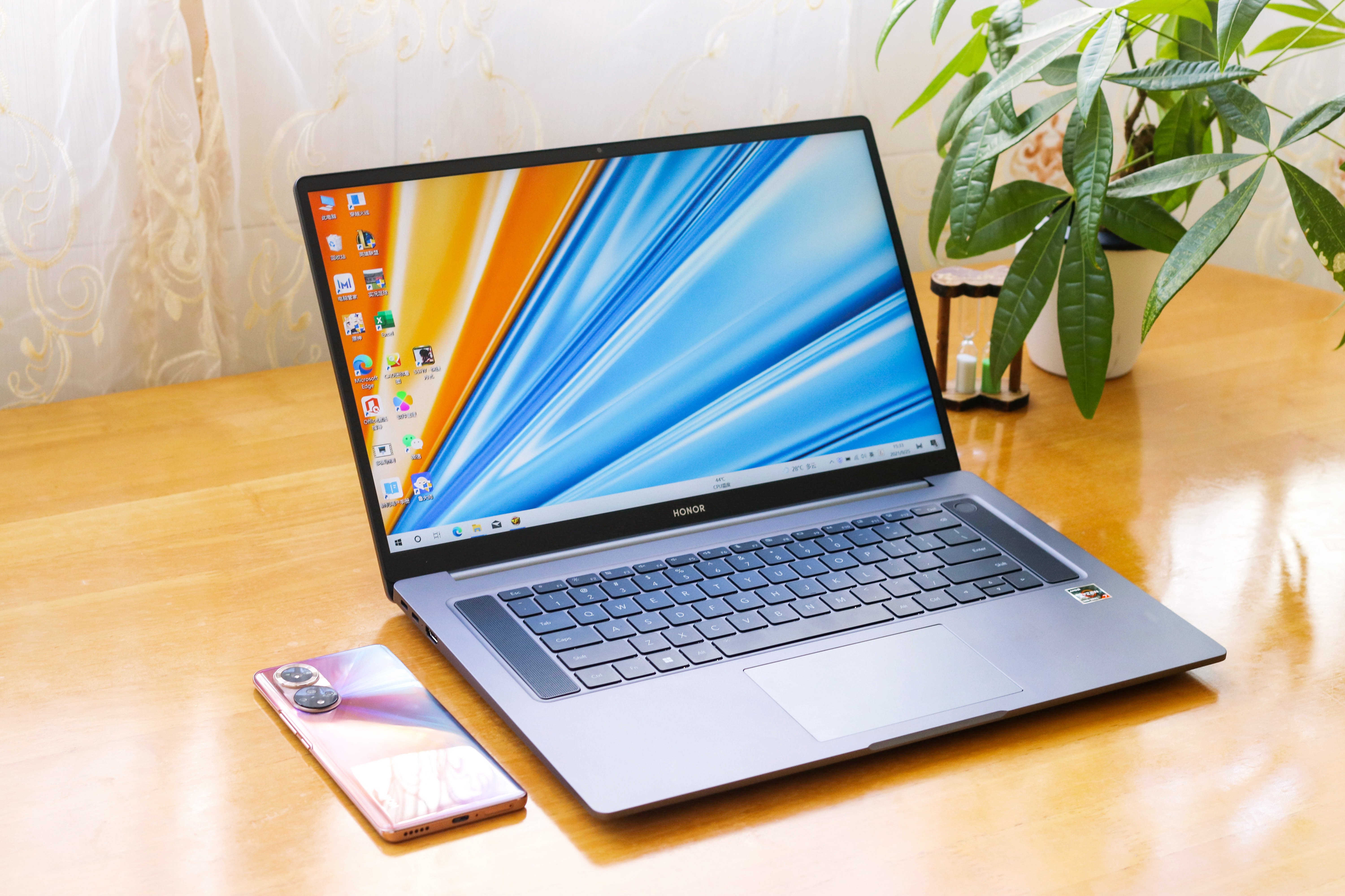 游戏本能像轻薄本一样用吗,荣耀16magicbook锐龙版测评