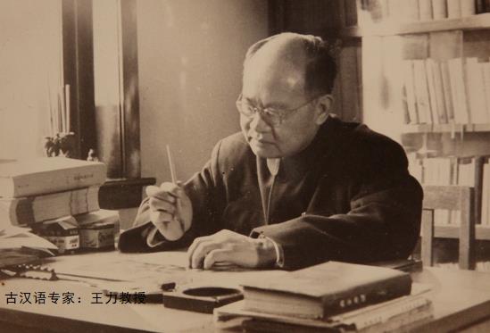 什么是古风式的律诗？崔颢黄鹤楼是古风式律诗吗？