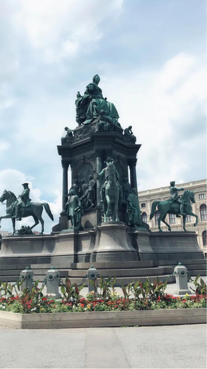 东欧游记多瑙河,行走欧洲旅游合集