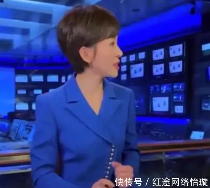 新闻联播主持人还是康辉吗,新闻联播主持人开场白康辉