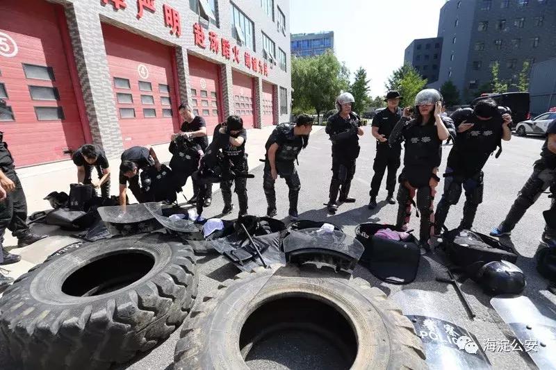 特警魔鬼式训练,普通人感受特警训练