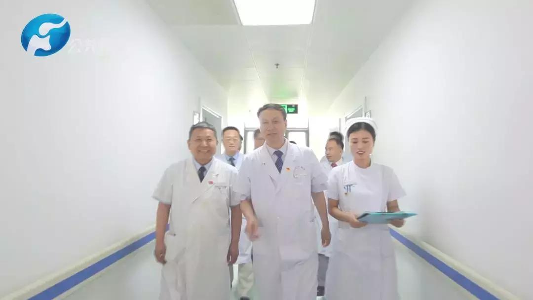 拼搏亮剑|河南大学第一附属医院胸腔镜辅助食管癌根治横结肠代食管手术纪实