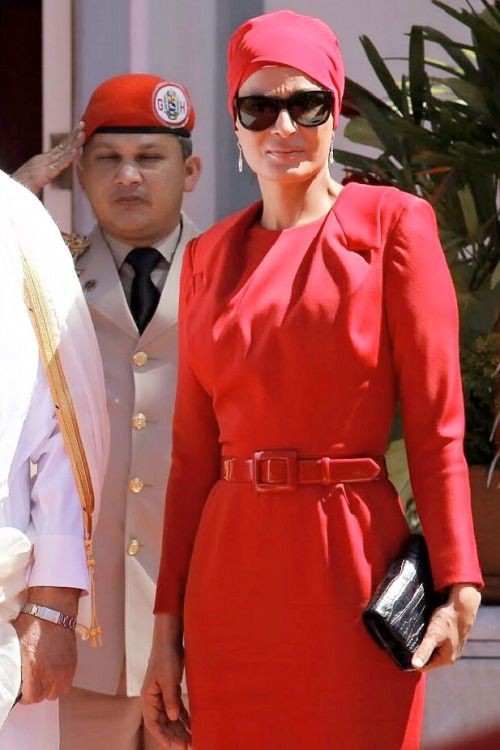 卡塔尔王太后莫扎最宠爱的孩子,卡塔尔皇太后与英国女王