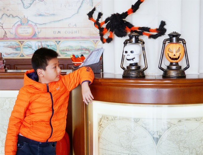 欧乐堡骑士度假酒店树屋套房厕所,欧乐堡骑士酒店树屋