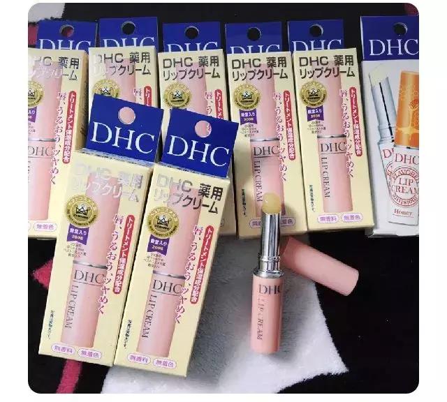 唇膏推荐红榜平价好用大干唇,平价又好用的去死皮唇纹唇膏