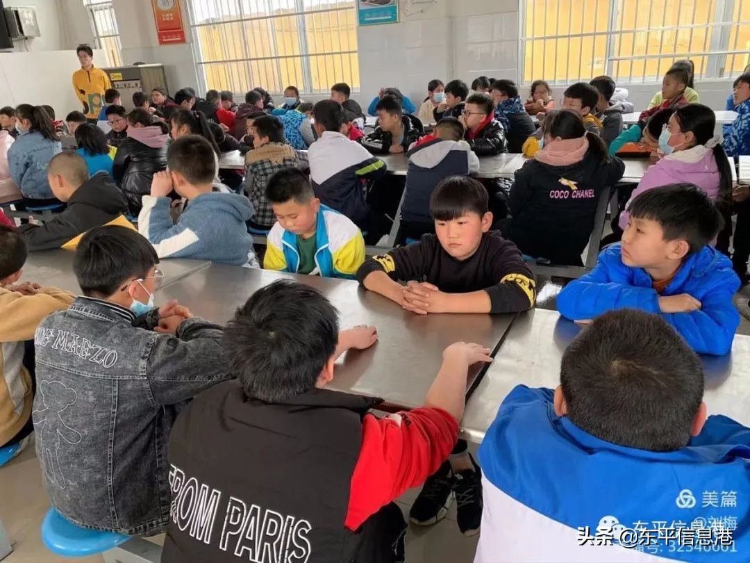 新学期开创新辉煌手抄报,新学期新希望再创新辉煌