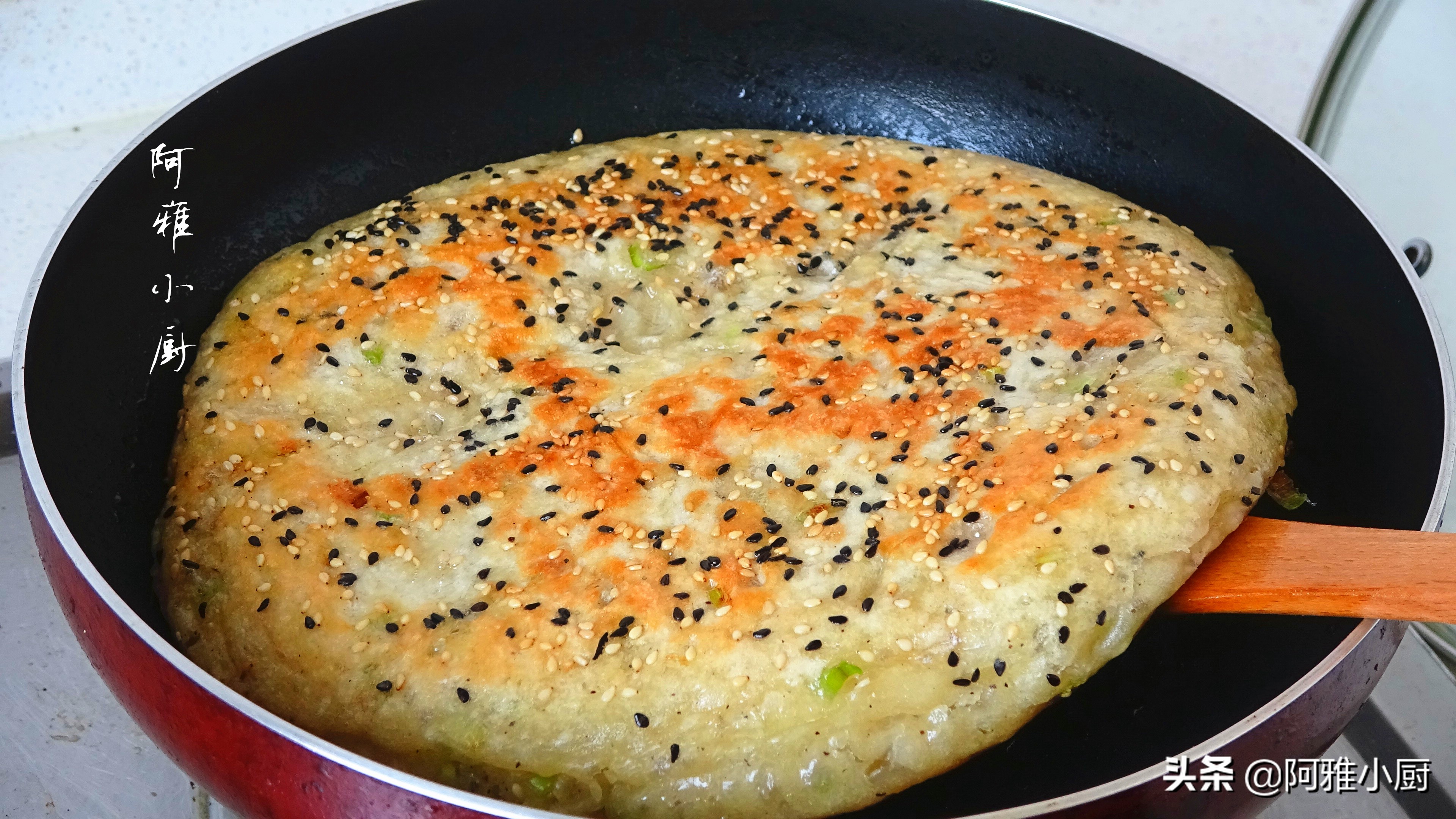 早餐别出去买了教你鸡蛋饼新做法,早餐别出去买了试试这样做