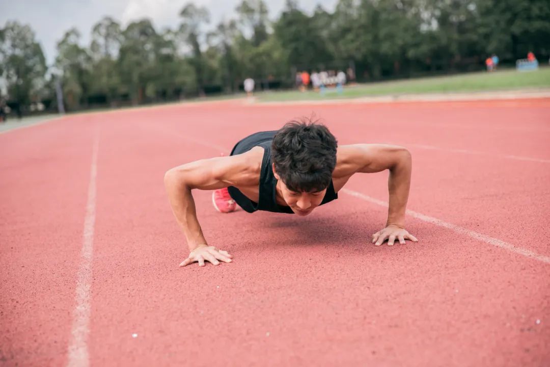 除了跑步还有什么锻炼方式吗,比跑步还累的训练
