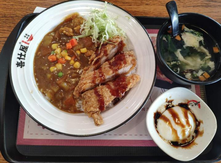 咖喱饭成本高不高,咖喱饭的前景怎么样