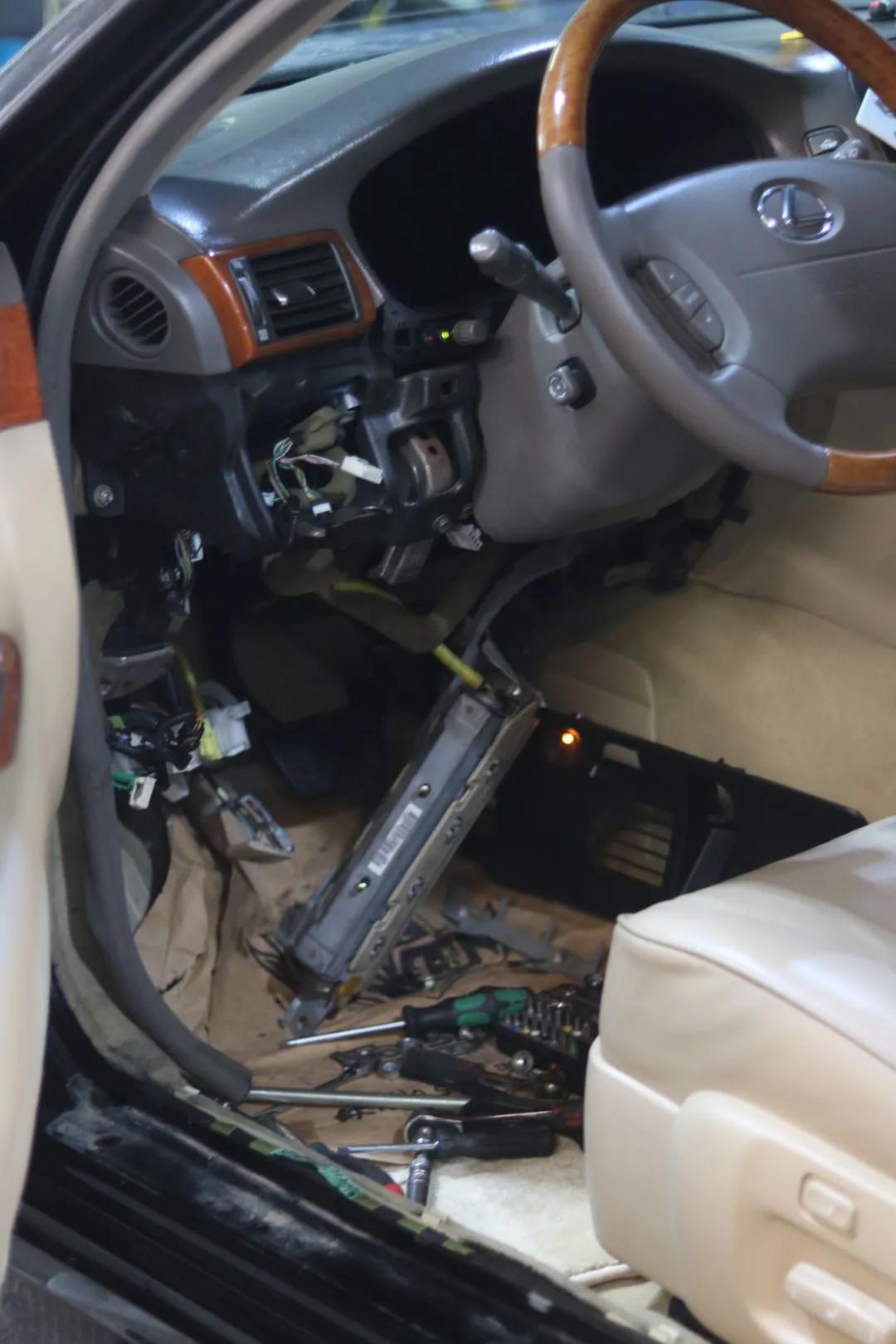 老车翻新：翻新05年残破的雷克萨斯LS430，百万老车，满血复活