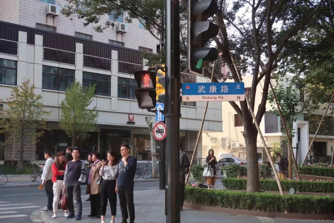 魔都这些秋日网红马路，不仅好看还很好吃