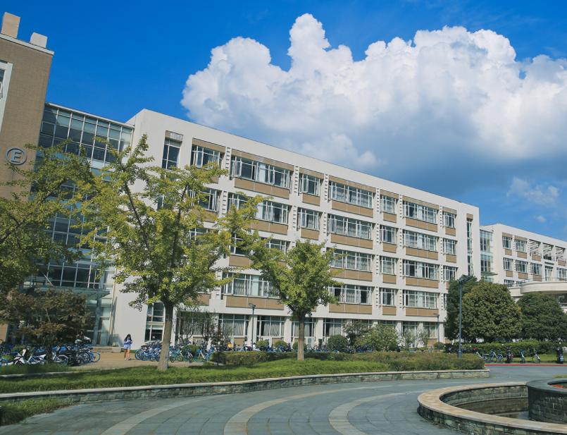 超值双非大学，培养工程师的领头羊：上海工程技术大学