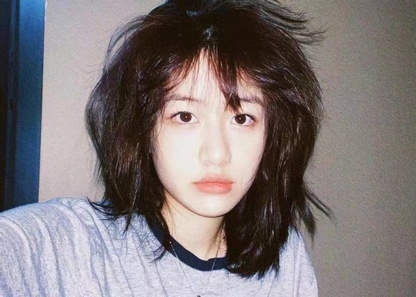 起床发尾翘起来怎么办,起床后头发翘起来怎么办