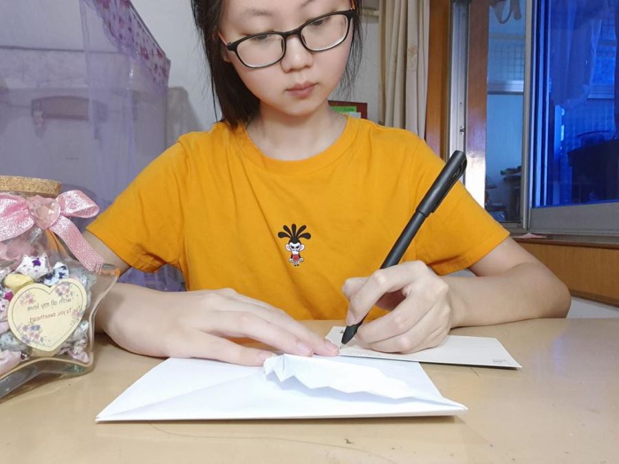 折一只飞机，载梦想畅游湘江