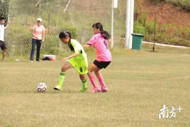 高歌献礼建国70周年，从化足球夏令营圆满结营！