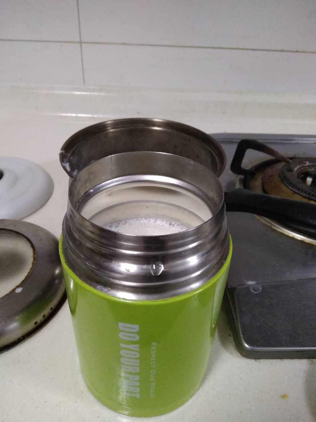 自制酸奶不想放糖又嫌太酸怎么办,羊奶自制酸奶一点都不酸