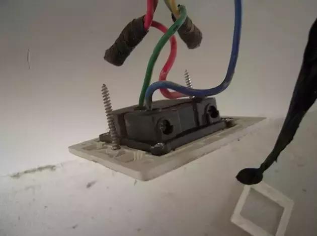 新手电工怎样学习水电,30年老电工接线这波操作才叫专业