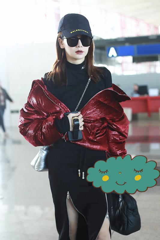 戚薇背带裙穿搭,戚薇穿着