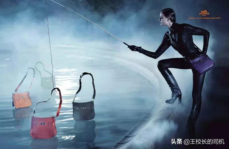 为什么法国女人不买名牌包？