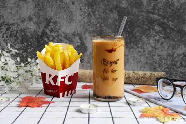 这些自制夏季饮品帮你清爽过夏天 (炎炎夏日教你如何自制清凉饮品)