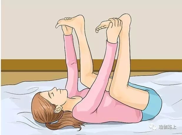 睡前瑜伽10分钟入门,经典睡前瑜伽让你躺着也能瘦