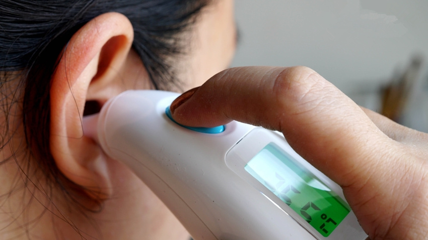 耳温枪测量时要加耳套吗,耳温枪要加0.5吗