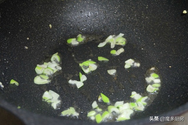 面食的各种家常做法拉条子,番茄鸡蛋炒拉条子正宗做法